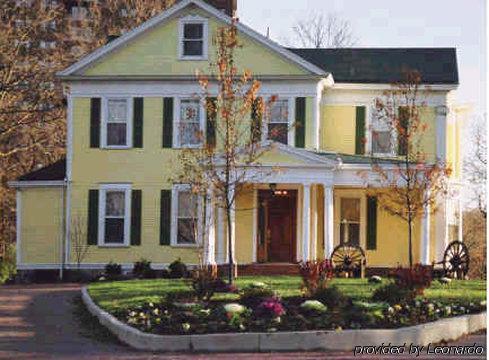 Six Acres Bed And Breakfast Cincinnati Exterior foto
